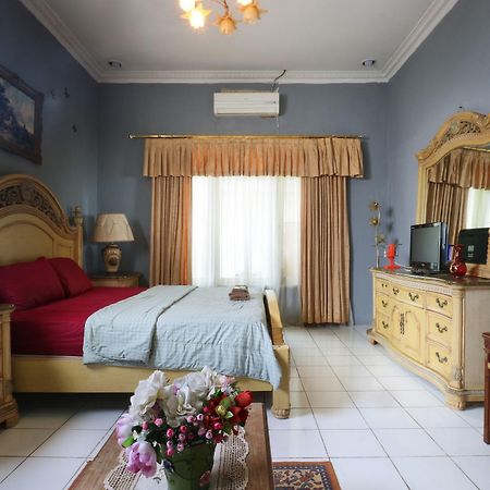 Villa Sri Manganti Jakarta Exteriér fotografie