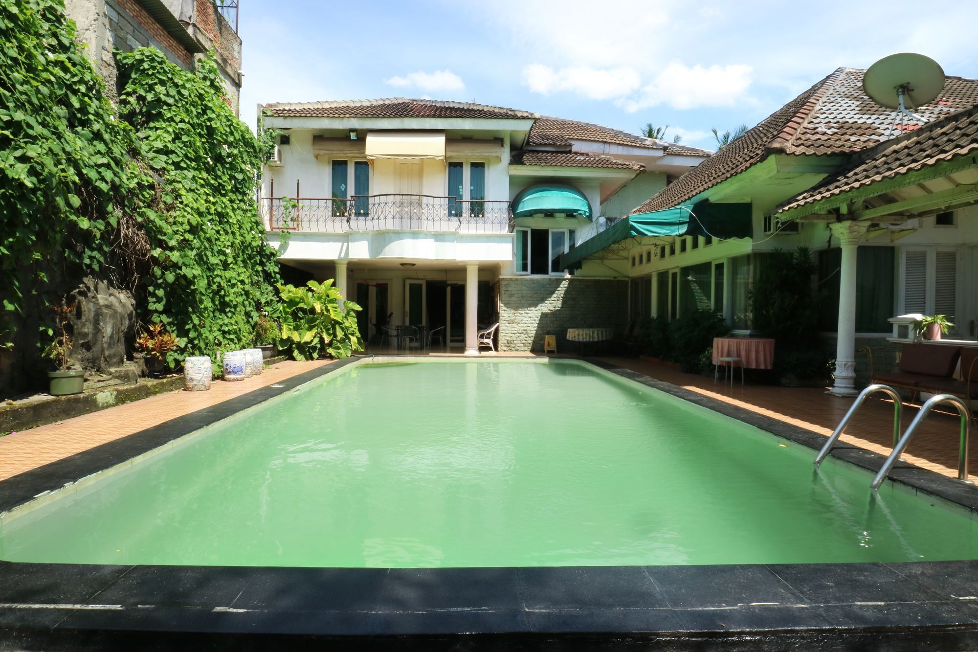 Villa Sri Manganti Jakarta Exteriér fotografie